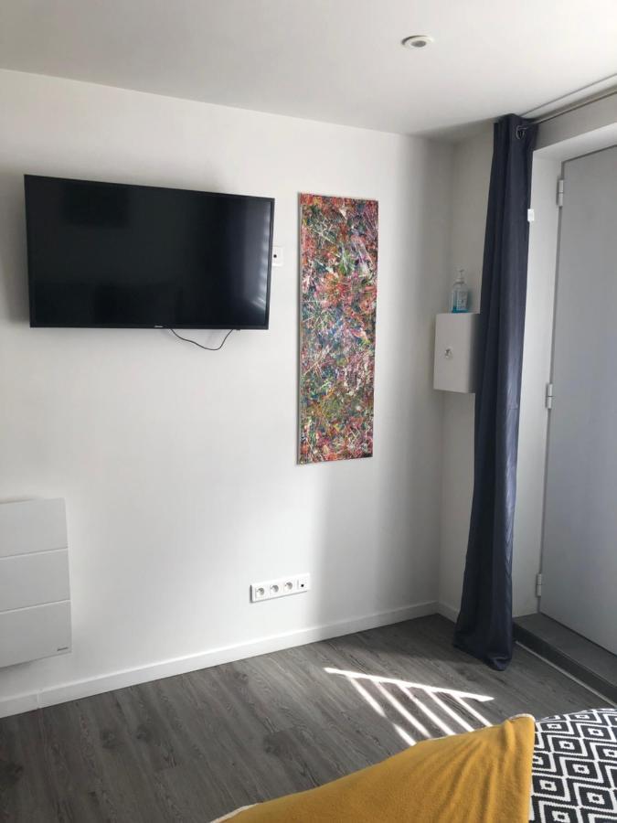 Studio L'Art Abstrait - Centre D'Agen- Gare 3' Apartment Luaran gambar