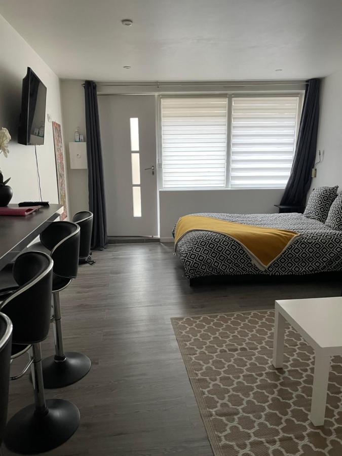 Studio L'Art Abstrait - Centre D'Agen- Gare 3' Apartment Luaran gambar